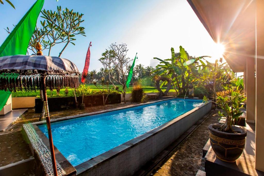 Asri Sari Villa Ubud Екстериор снимка